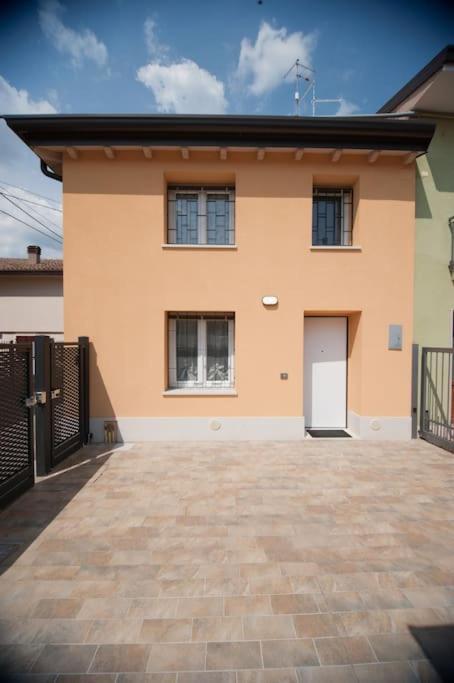 Casa Gemma - Big Family House With Free Parking Apartment ซาน จิโอวานนิ ลูปาโตโต ภายนอก รูปภาพ