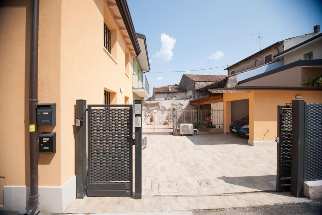 Casa Gemma - Big Family House With Free Parking Apartment ซาน จิโอวานนิ ลูปาโตโต ภายนอก รูปภาพ